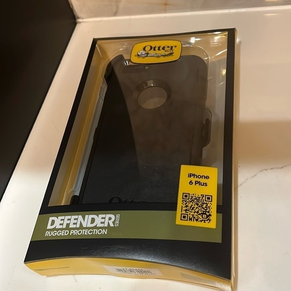 OTTERBOX DEFENDER / APPLE IPHONE 6 PLUS New Never opened - Picture 1 of 3
